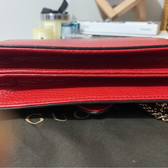 Gucci Interlocking Small GG bag in Red - Picture 4 of 7